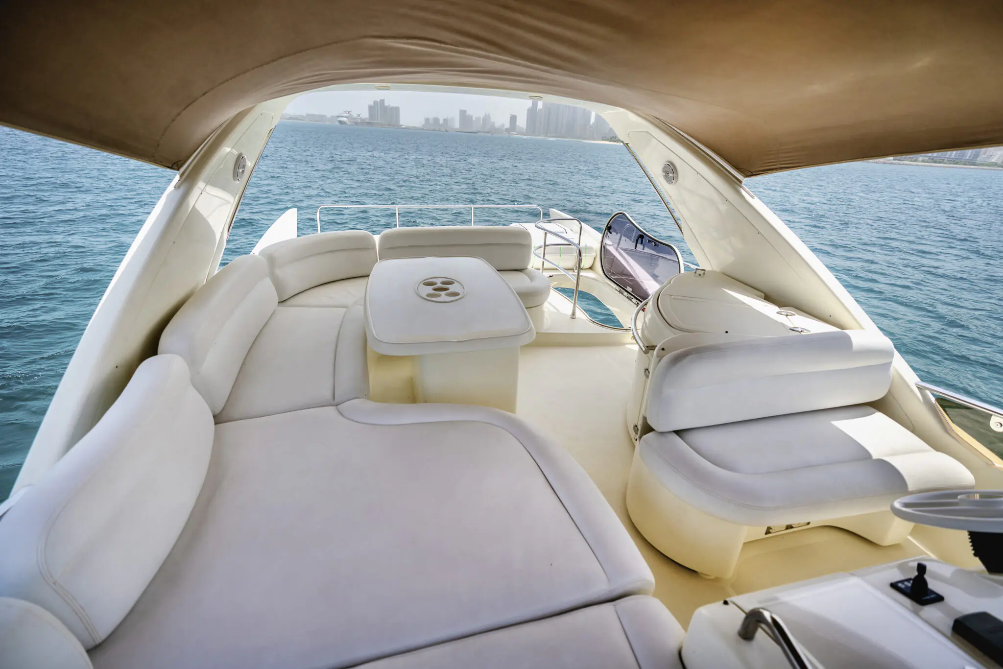 Azimut Yacht 62 — miniature 2