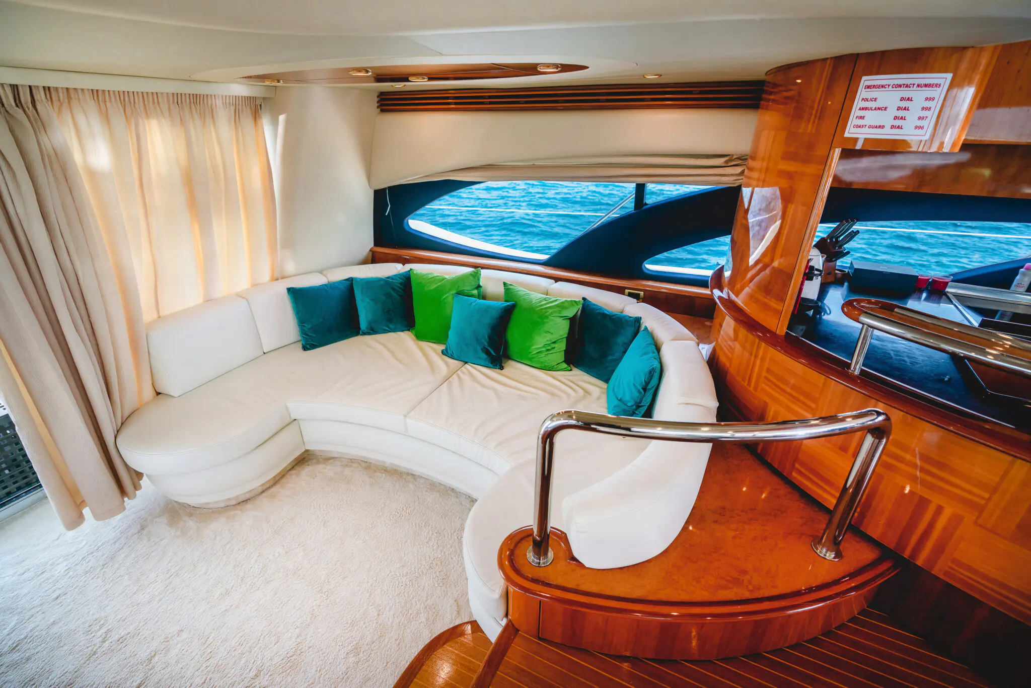 Azimut Yacht 62 — miniature 4