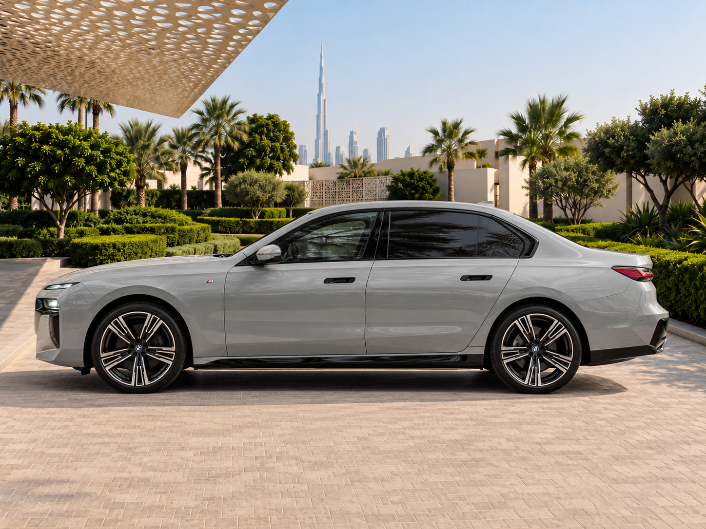 BMW 740i — miniature 3