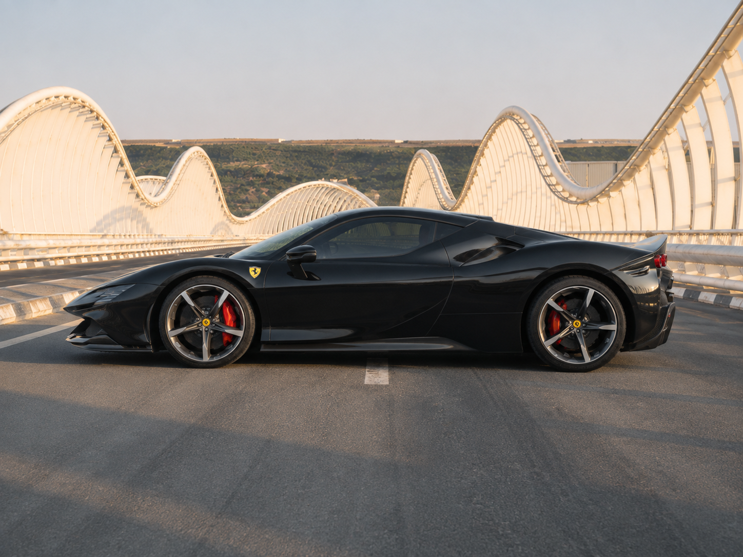 Ferrari SF90 Stradale Noire — miniature 6