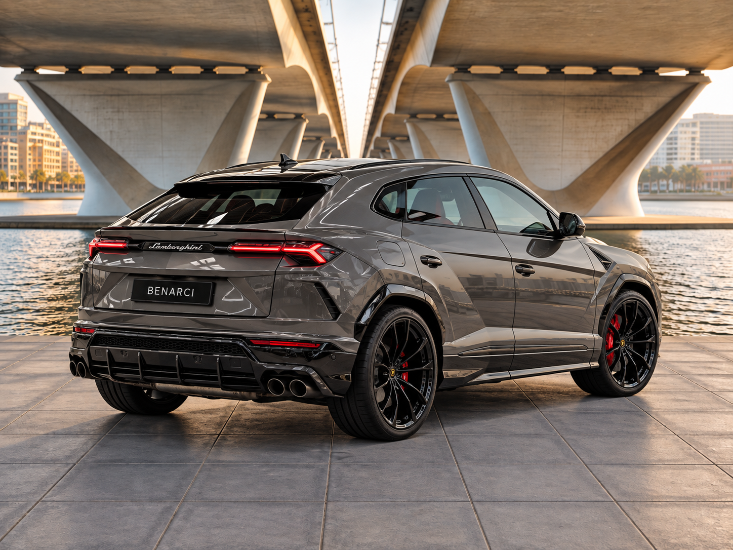 Lamborghini Urus — miniature 2