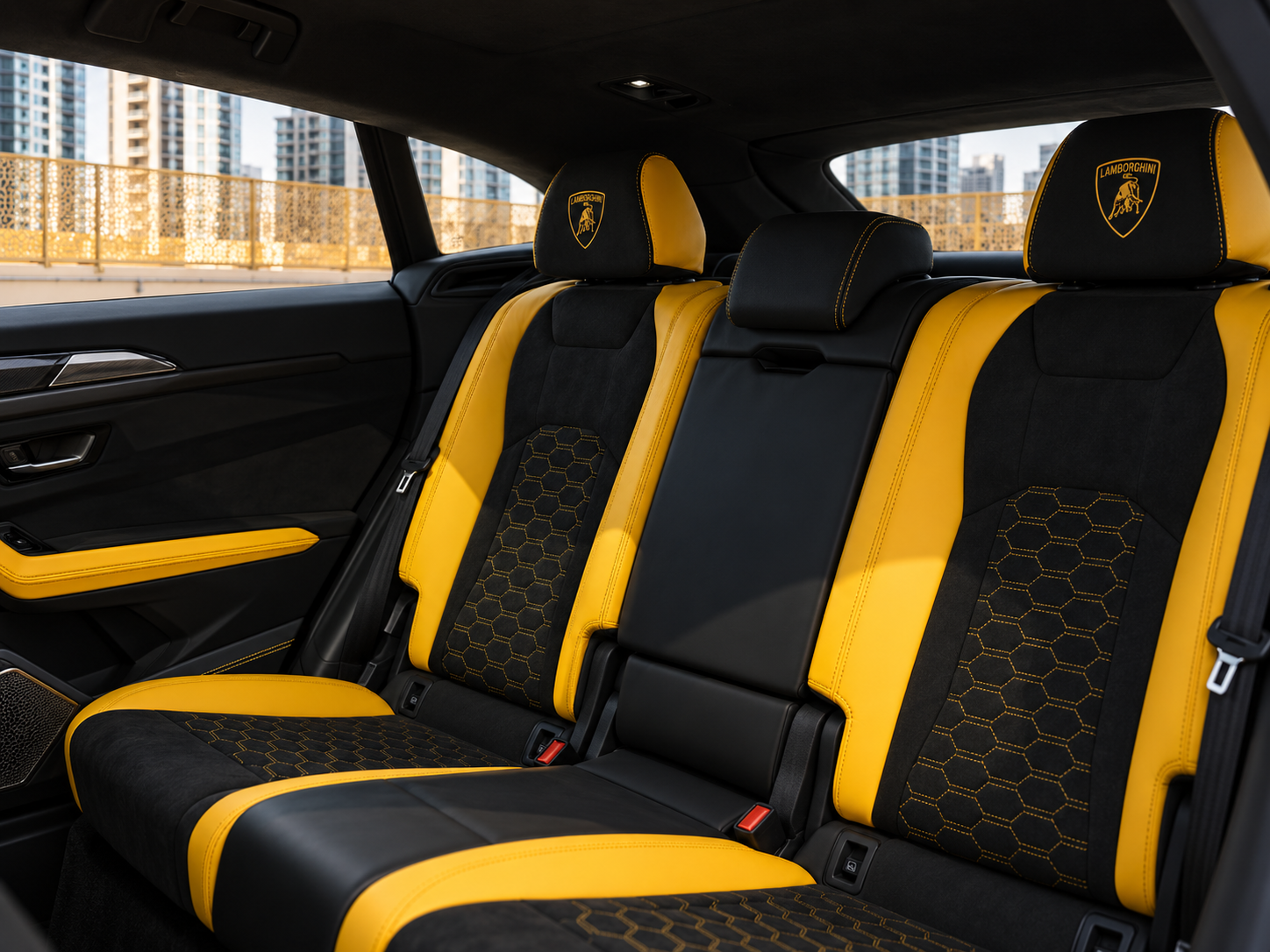 Lamborghini Urus — miniature 8