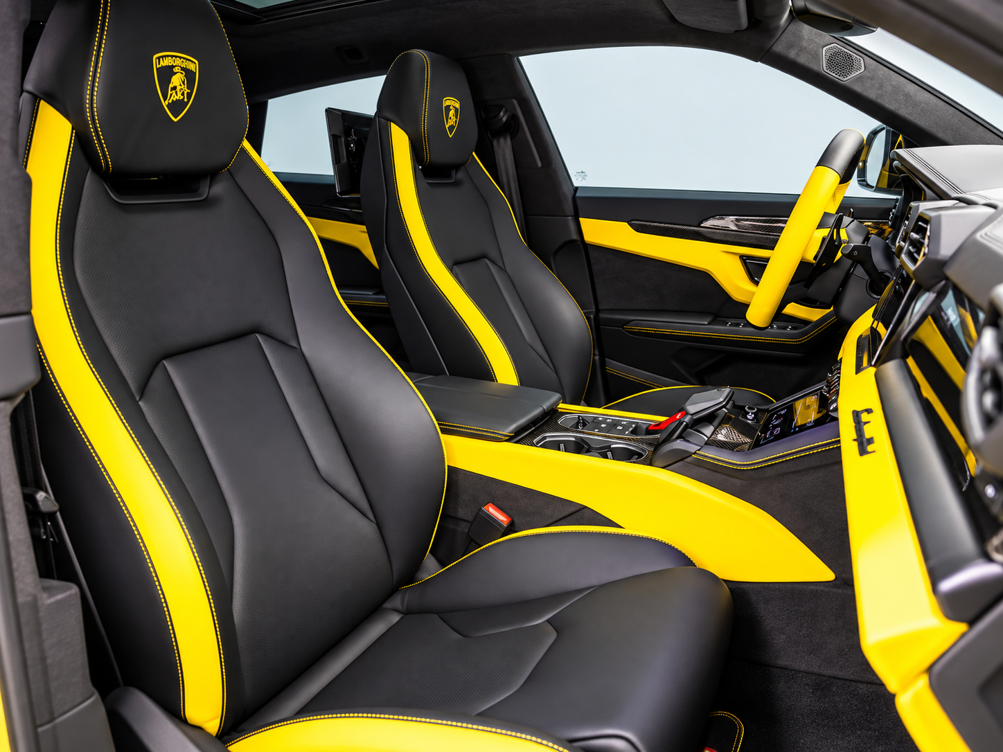Lamborghini Urus SE — miniature 6