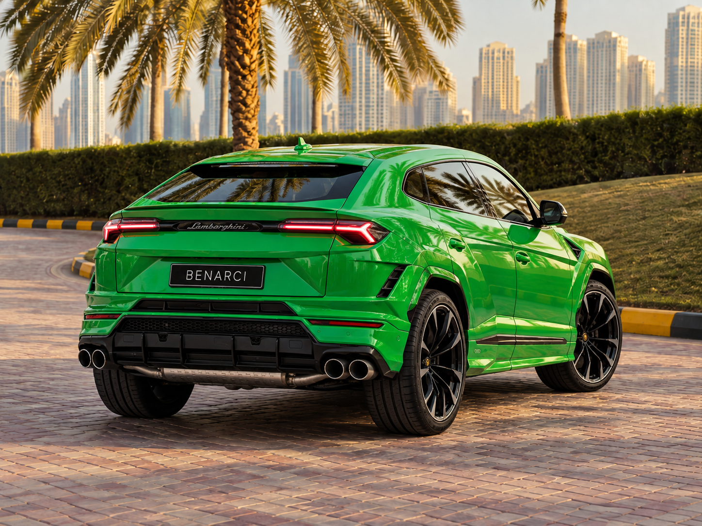 Lamborghini Urus — miniature 2