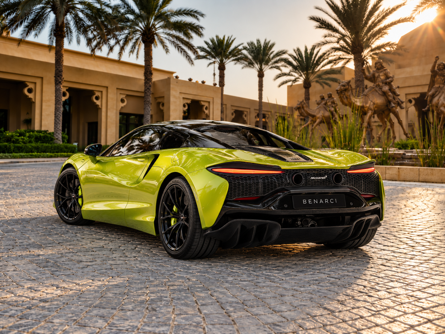McLaren Artura — miniature 2