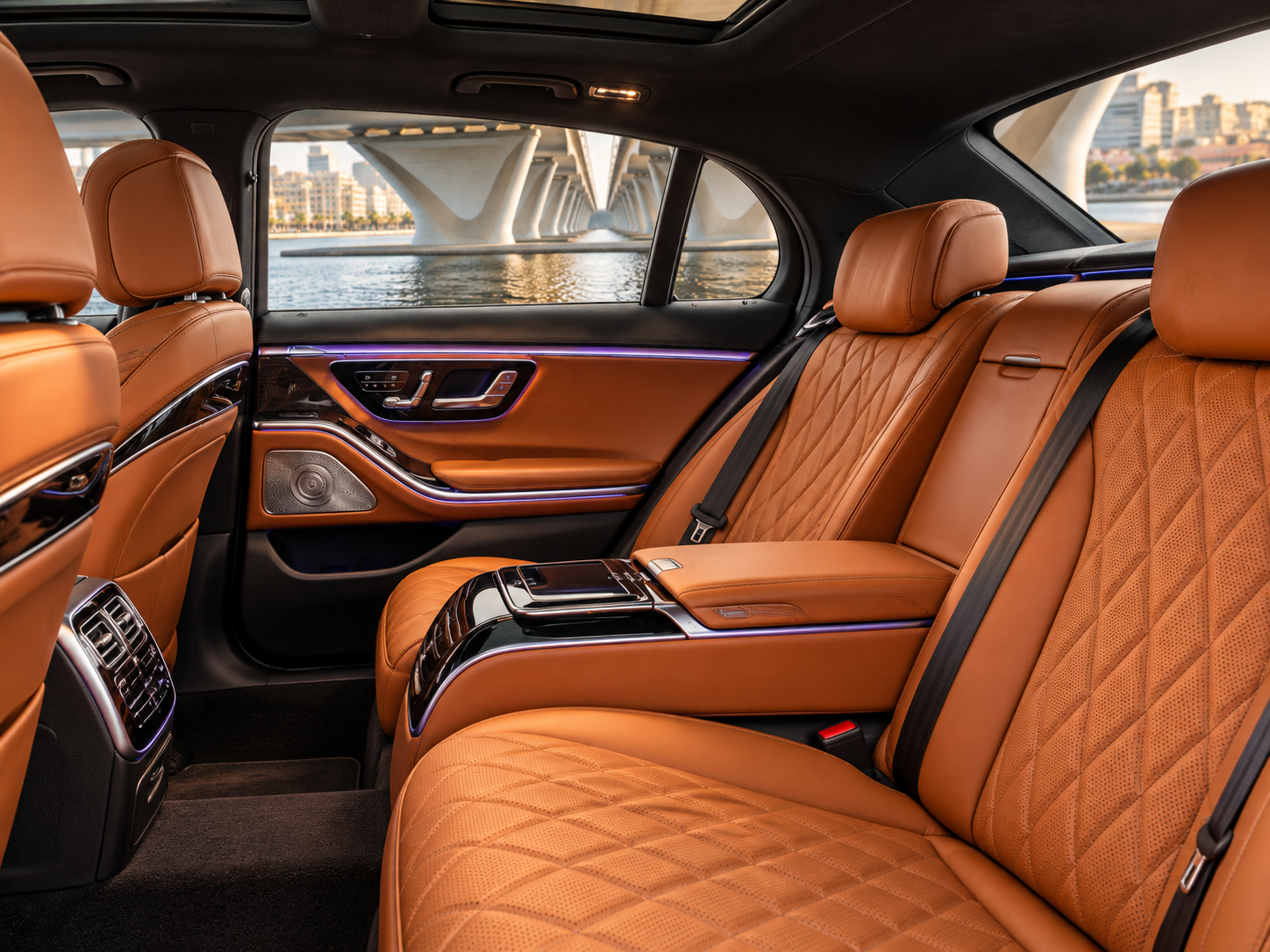 Mercedes E300 — miniature 6