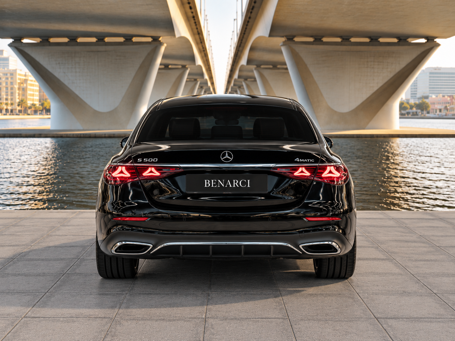 Mercedes E300 — miniature 4