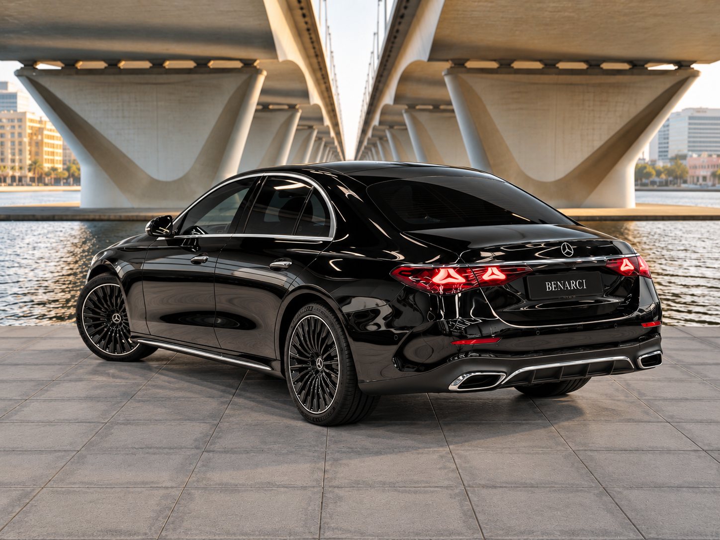 Mercedes E300 — miniature 2