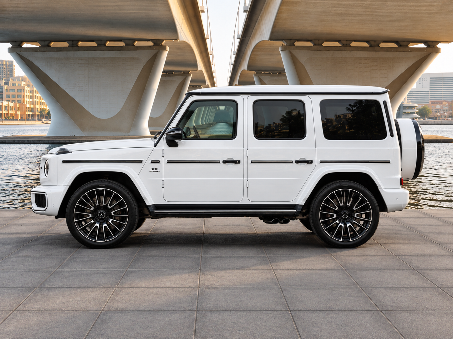 Mercedes G63 2025 — miniature 3