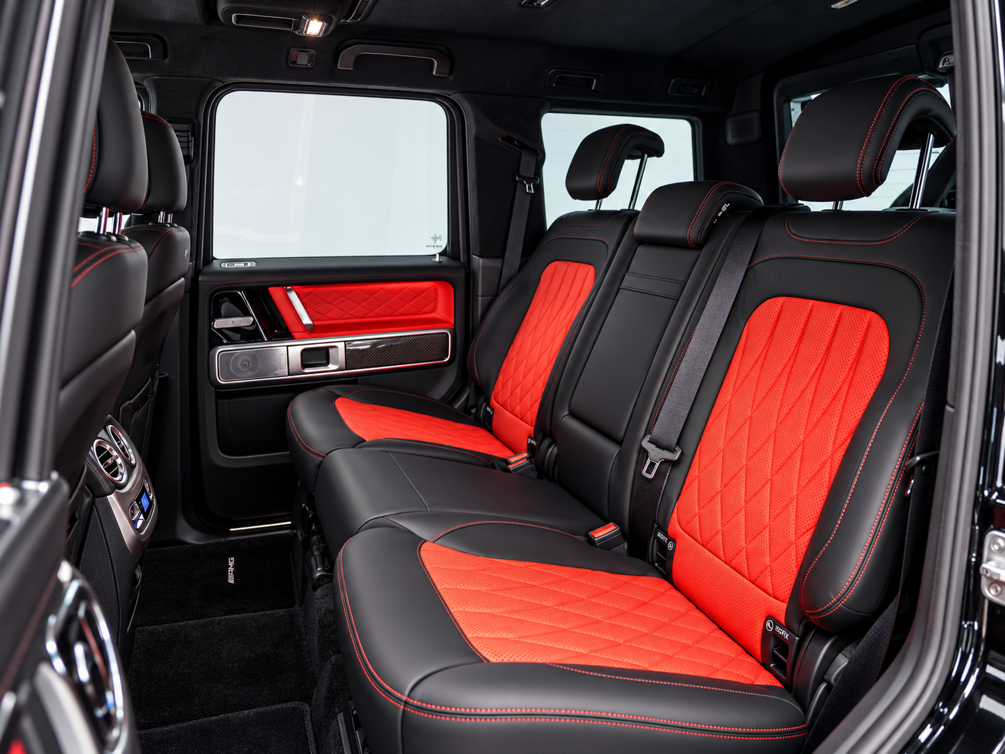 Mercedes G63 2025 — miniature 6