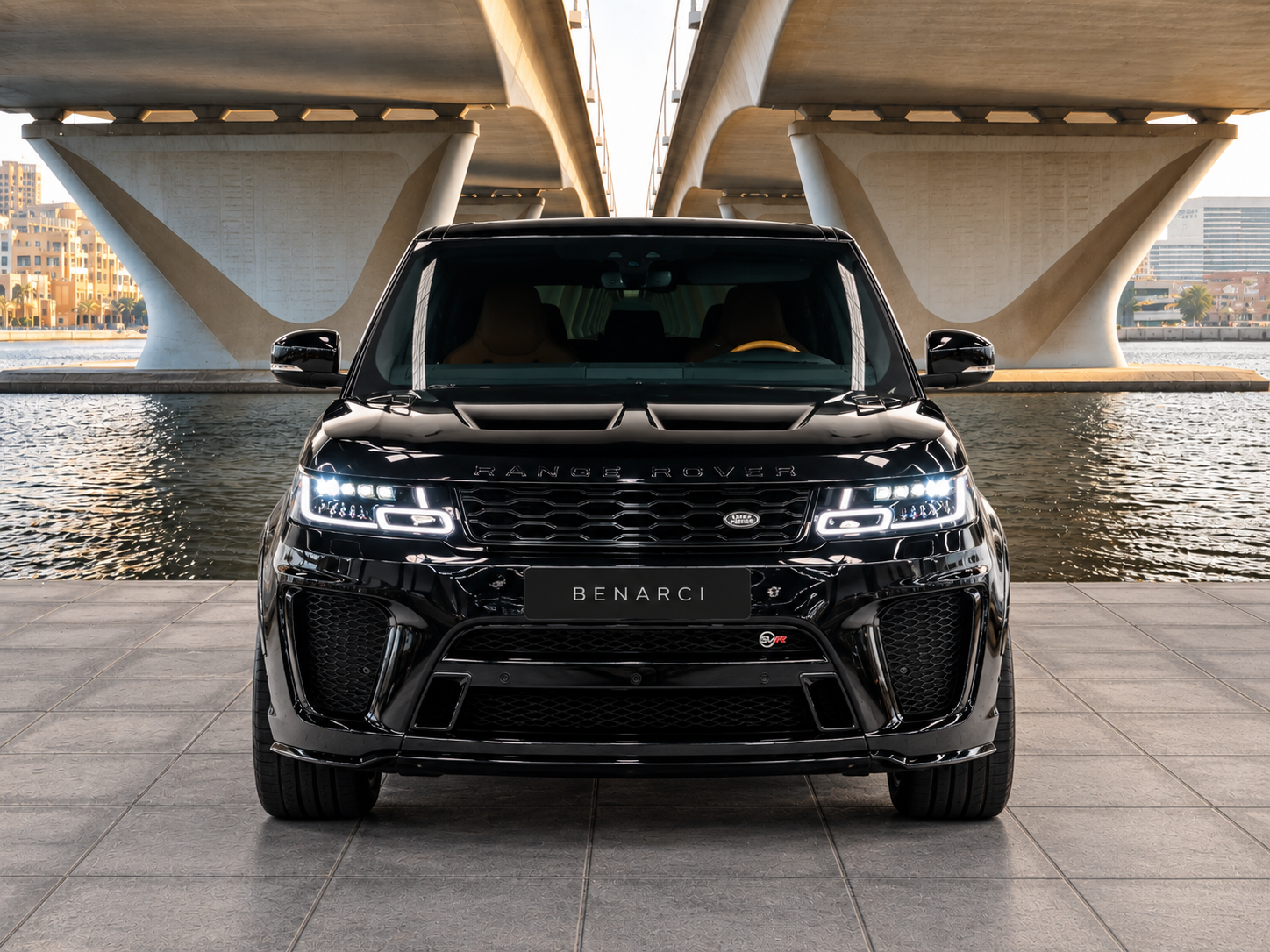 Land Rover Range Rover SVR — miniature 4