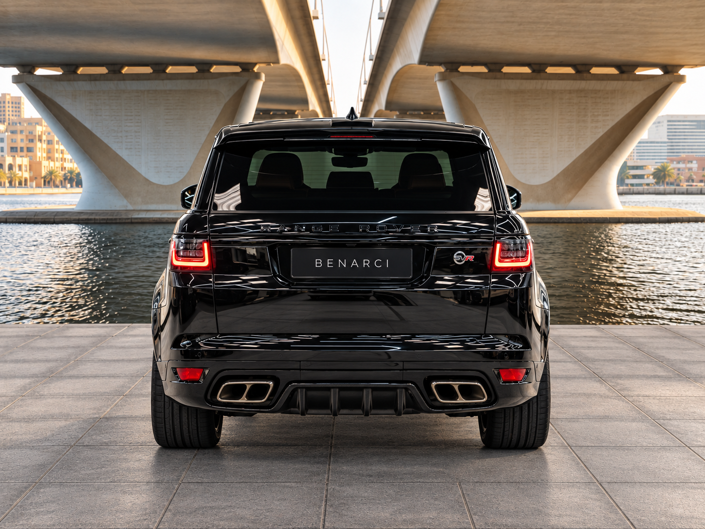 Land Rover Range Rover SVR — miniature 5