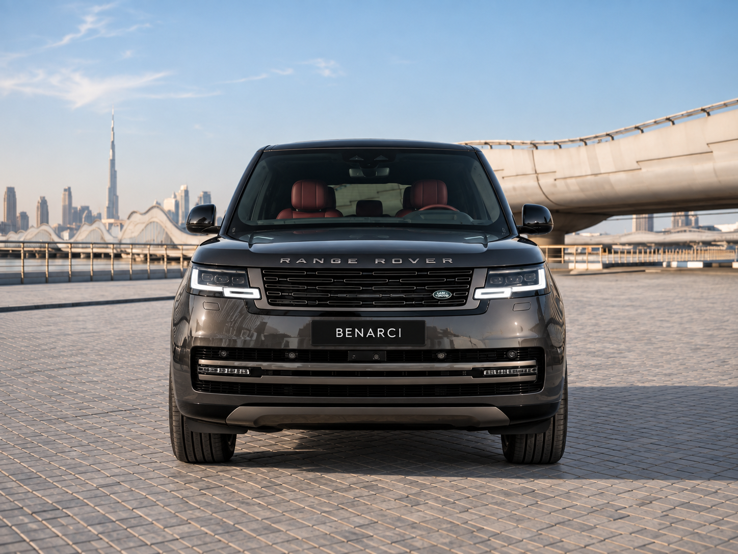 Land Rover Range Rover Vogue HSE V8 P530 — miniature 4