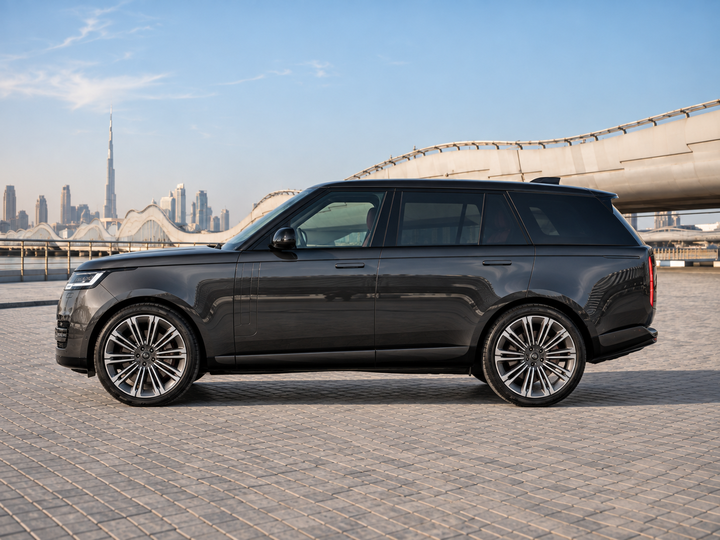 Land Rover Range Rover Vogue HSE V8 P530 — miniature 3