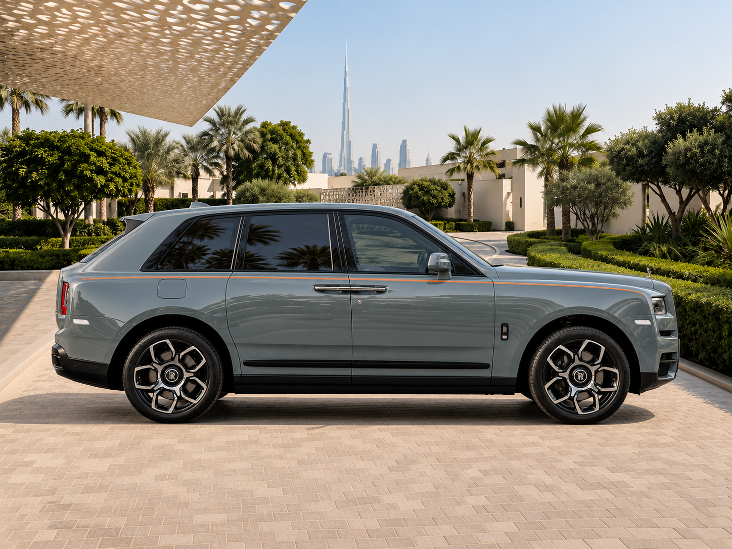 Rolls Royce Cullinan Black Badge — miniature 3